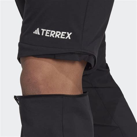 TERREX Utilitas Hiking Zip